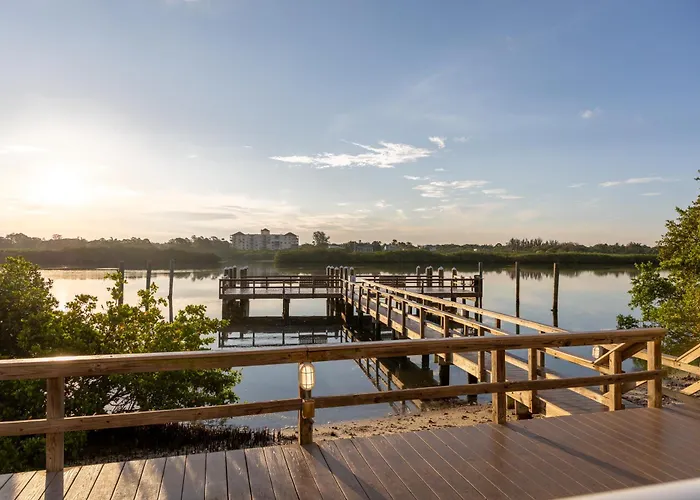The Fold Indian Shores Resort 3*