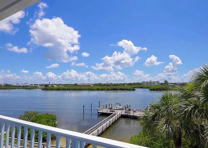 The Fold Indian Shores 3* Clearwater Beach