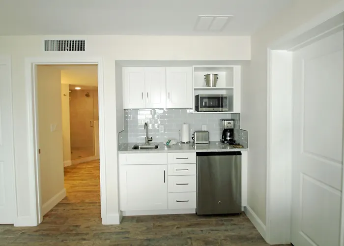 The Fold Indian Shores 3* Clearwater Beach