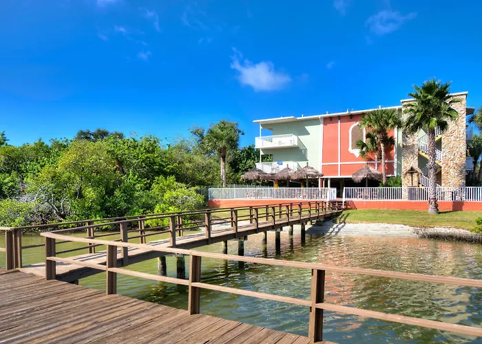 Resort The Fold Indian Shores 3*