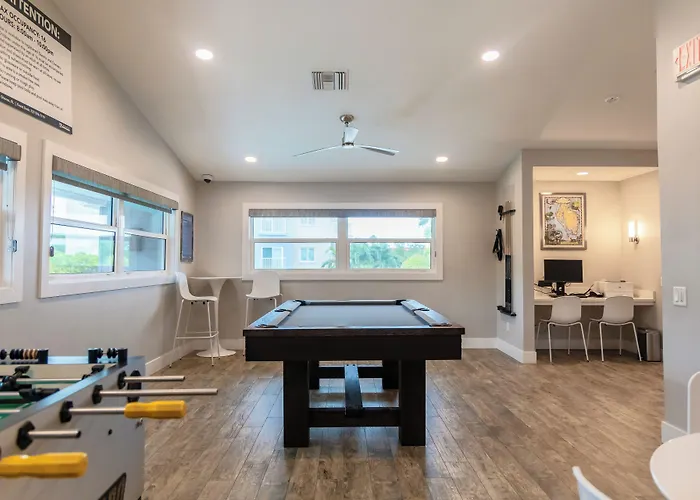 The Fold Indian Shores 3* Clearwater Beach
